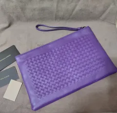 正規品 ボッテガ・ヴェネタ クラッチバッグ