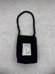 ブラックバケットショルダーバッグ