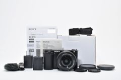 【極美品】ソニー SONY ZV-E10L レンズキット ショット数111回