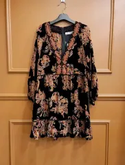 (新品) ザラ ツアーベルベット ONE PIECE