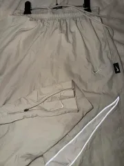 ナイキ ナイロン パンツ