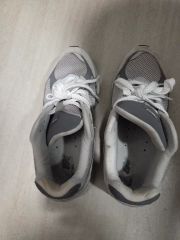 ニューバランス 2002r 220