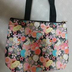 今週末限定です！サンリオキャラクターズ　ランチバッグ