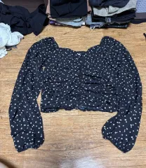 ほぼ新品 ドットブラウス スクエアネック かわいい服 プリンセスLook デートコーデ シャーリング フリル sサイズ