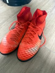 ナイキ マジスタ プロキシモ tf