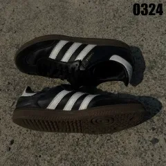 アディダス サンバ ブラック スニーカー