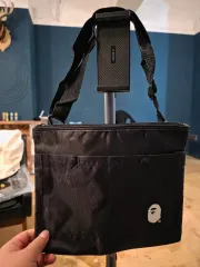 (韓国国内発送)(新品) ポスター付録 A BATHING APE アベイシングエイプ クロスバック バッグ