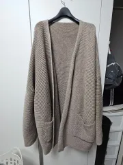 ルーズフィットカーディガン