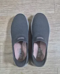 245)スケッチャーズ スリッポン レディース スニーカー