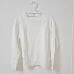 UNIQLO ユニクロ 白 長袖 春 秋ニット