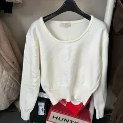 Uネック 長袖 ニット アイボリー