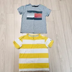 3t)Tommy Hilfiger トミーヒルフィガー キッズ 半袖Tシャツ