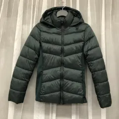 ZARA 機能性 ダウン (Sサイズ)