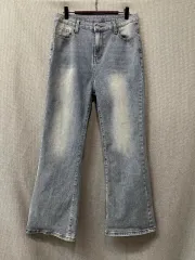 カジュアル ムード ライトブルー ブーツカット デニム