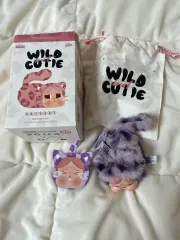 POP MART クライベイビー 표범냥이 キーホルダー