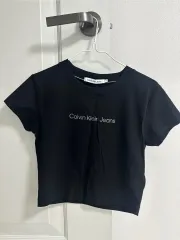 Calvin Klein Jeans クロップド 半袖Tシャツ mサイズ