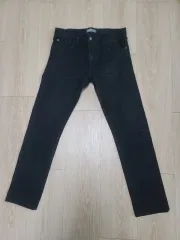 31インチ 79cm UNIQLO セルビッジ ブラック デニム ジーン