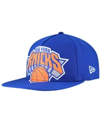ニューエラ メンズ アクセサリー 帽子 プリント ロゴ New Era Mens Blue New York Knicks Oversized Puff Print Logo Golfer Snapback Hat Blue ブルー