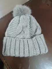 ケーブル編み ニット帽 グレー HM