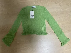 ZARA クロップドニット