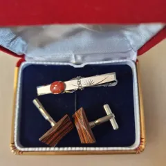 ネクタイピン 袖口 これはセットです- シルバー 赤 ストーン 装飾 ポイント