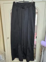 トレーニングパンツ