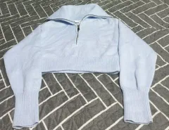 ZARA クロップド ハイネック 半ジップアップ ニット スカイブルー (S)