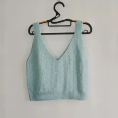 0408 ケーブルニット ノースリーブ トップス フリーサイズ