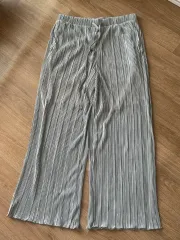 GU プリーツパンツ XL