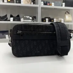 正規品 ディオール オブリーク サファリ メッセンジャーバッグ ブラック