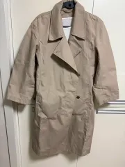 ユニクロ ベージュ トレンチジャケット