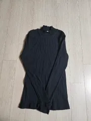 UNIQLO ユニクロ 女の子 ブラック ゴージ ハイネック Lサイズ 6 7歳 小学低学年