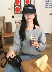 オフショルダー スウェット 新品 商品 出品