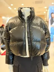 24F Calvin Klein レディース リラックスフィット クロップド グロッシー ダウン パファー アウター 出品