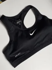 ナイキ プロ ドライフィット ブラック スポーツブラ L