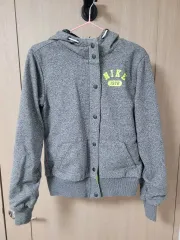 レディース) NIKE リバーシブル ジップアップパーカー サイズ85M(66レギュラーフィット オススメ)