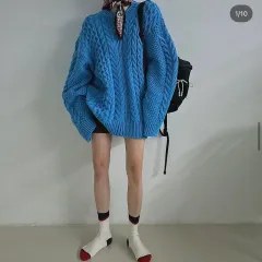 ケーブル編み ニットセーター 青