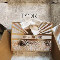 ディオール 紙箱 紙袋 カード