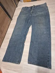 Levi's ヴィンテージ デニム 505 Regular フィット