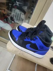 ナイキ エア ジョーダン 1 ミッド ブラック/ブルー