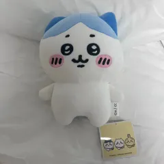 ハチワレ ちいかわ 人形