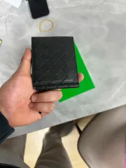 ボッテガ・ヴェネタ ブラック マネークリップ 二つ折り財布