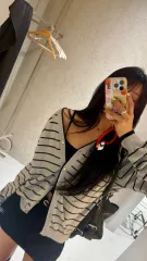 タグ ポスター マリマーケット ジェニ ストライプ Vネック カーディガン _ ピンク