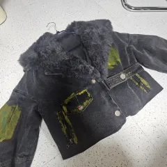 デニムファー・ジャケット（取り外し可能）