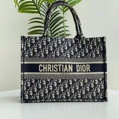 ディオール オブリーク ブックトートル ートゥー ミディアム