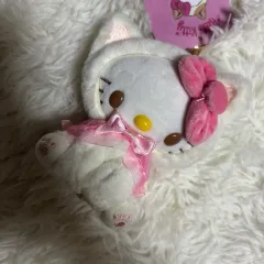 新品 ピンク レース ケープ ハローキティ ぬいぐるみ キーホルダー