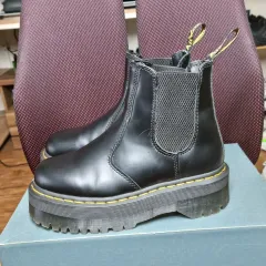 DR. MARTENS ドクターマーチン ブラック チェルシー ブーツ フラットフォーム (230)