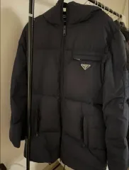 100% 正規品 PRADA プラダ 三角ロゴ ダウン