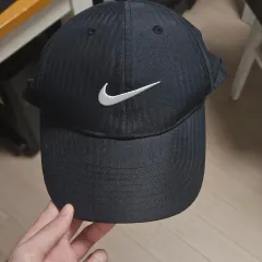 ナイキ ドライフィット 帽子 着用画像