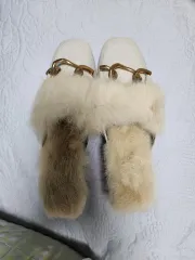 白ファーミュールスリッパ